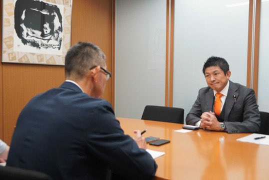 今日は河北新報の取材を受けました。

宮城の県知事選挙のことも初めて答えておきました。明日の新聞をご覧下さい。