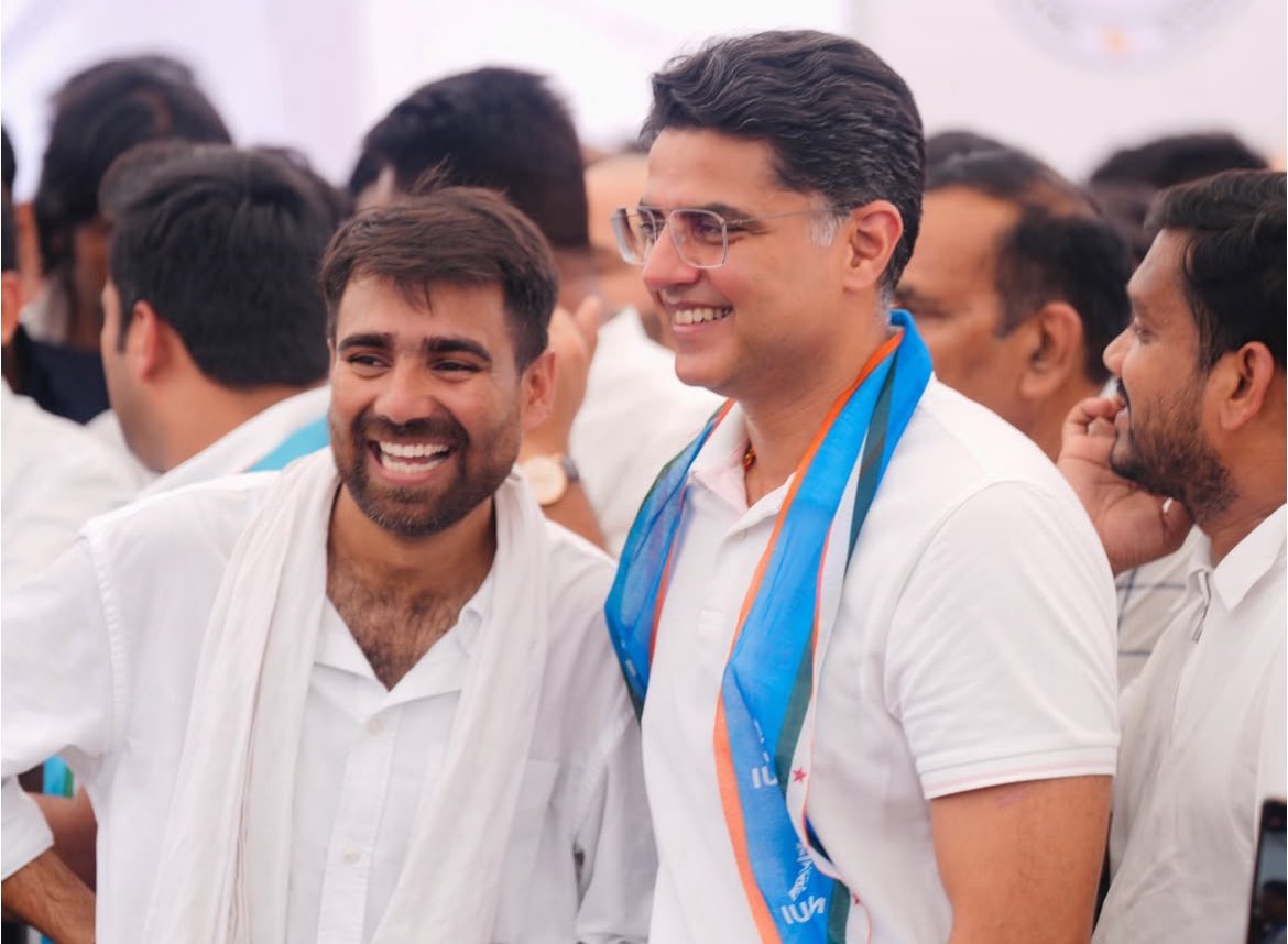 HemrajBhati47's tweet photo. युवा वही होता है, जिसके हाथों में शक्ति, पैरों में गति, हृदय में ऊर्जा और आँखों में सपने होते हैं।
जन्मदिन की अग्रिम शुभकामनाएँ !♥️🥳
@SachinPilot @VinodJakharIN 🎂
#7_September https://t.co/8y9AXPyVug