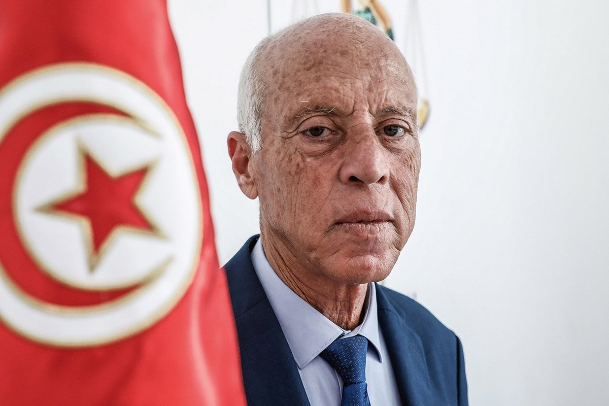 TheRealMarroqui's tweet image. Suite au meurtre du terroriste tunisien Abdelkader Dhibi à Marseille, la #Tunisie de Kaïs Saïed convoque le chargé d’affaires français pour protester. Une posture inspirée de l’Algérie et sa junte militaire dictatoriale, qui semble avoir vassalisé son voisin 🇫🇷🇹🇳🇩🇿
