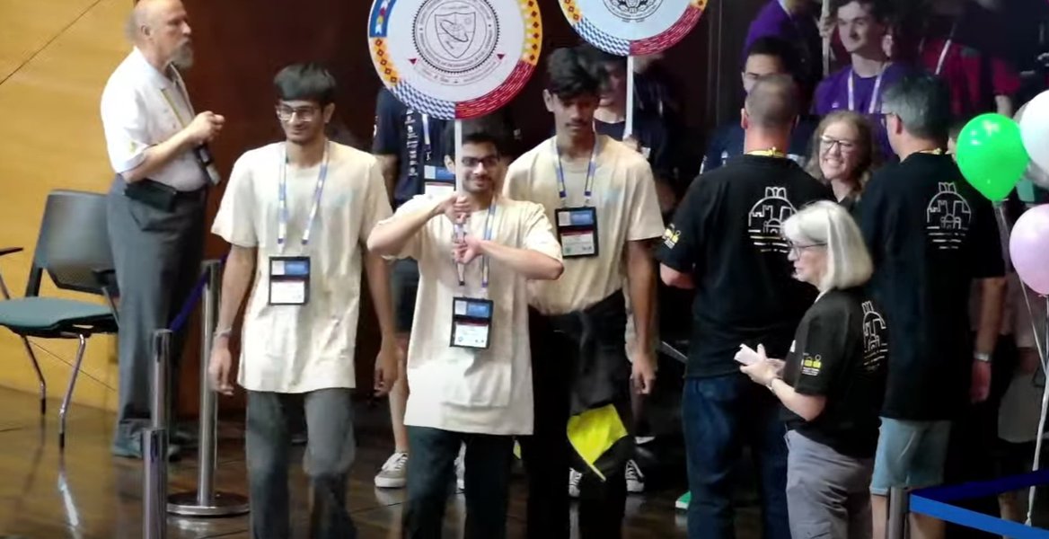 Priyanshh91's tweet image. IIT BHU 
#ICPC2025