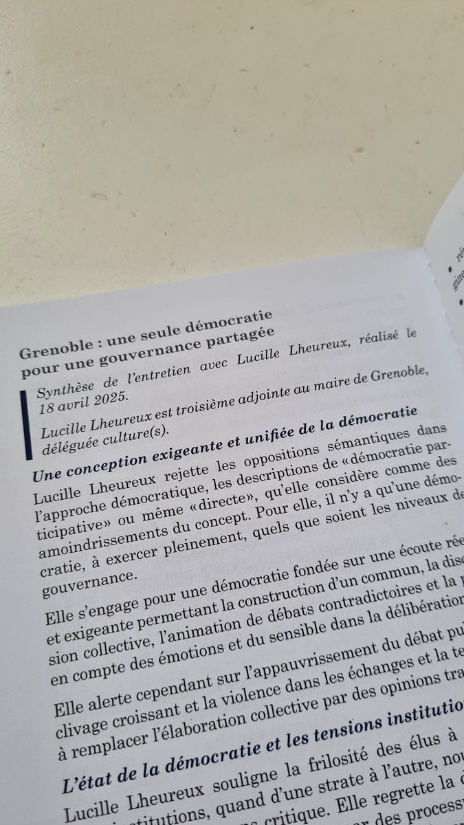 🏛📖 #Grenoble : une seule démocratie pour une gouvernance partagée.

Notre entretien dans "Malade, la démocratie locale ? Manuel pour un mieux-être citoyen" Ouvrage dirigé par Yann Crespel publié par le Cédis et édité par le Passager Clandestin.