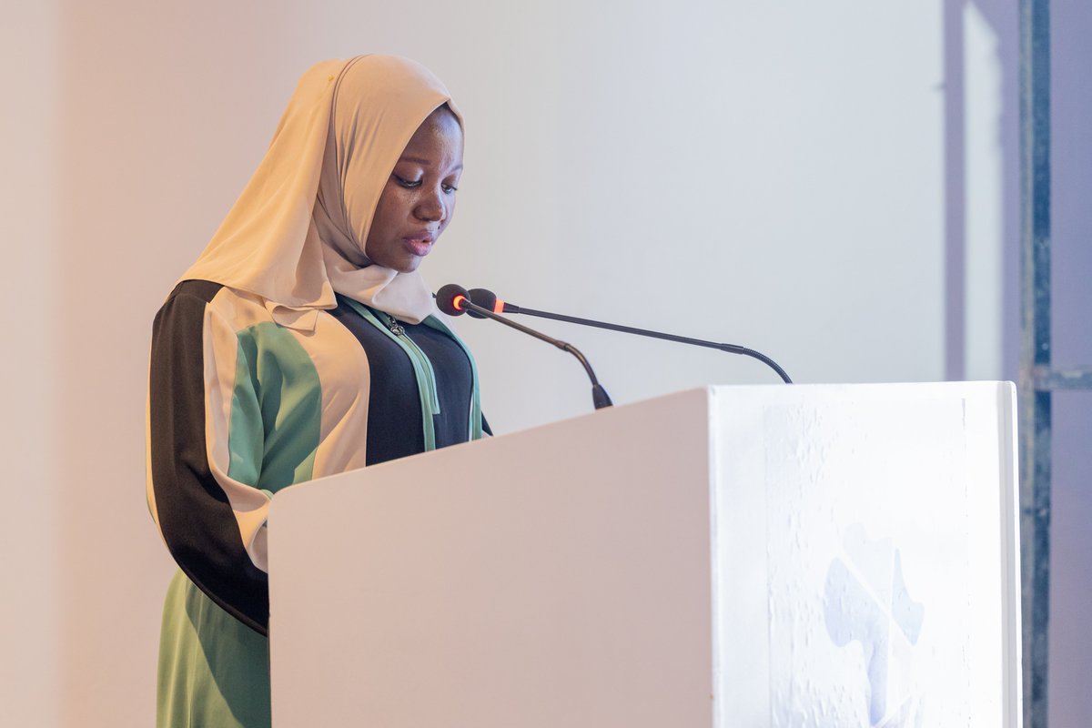 SNakabira's tweet image. Honored to deliver the opening remarks at the 4th Intergenerational Dialogue Forum in Belle Mare, Mauritius, themed: “Building Peace, Healing Divides,” we’re fostering open dialogue between youth &amp;amp; elders to strengthen peace, governance, &amp;amp; gender justice. 
#4thIGDForum2025