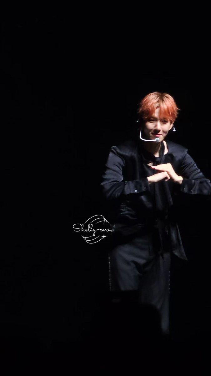 Toast56_'s tweet photo. 2025 BAEKHYUN WORLD TOUR <Reverie> in MACAU
백현 마카오 콘서트 거래 후기 💗

#백현 #BAEKHYUN #Reverie #ReverieTour  #ベッキョン #伯贤 https://t.co/nXj3hKwRZ5