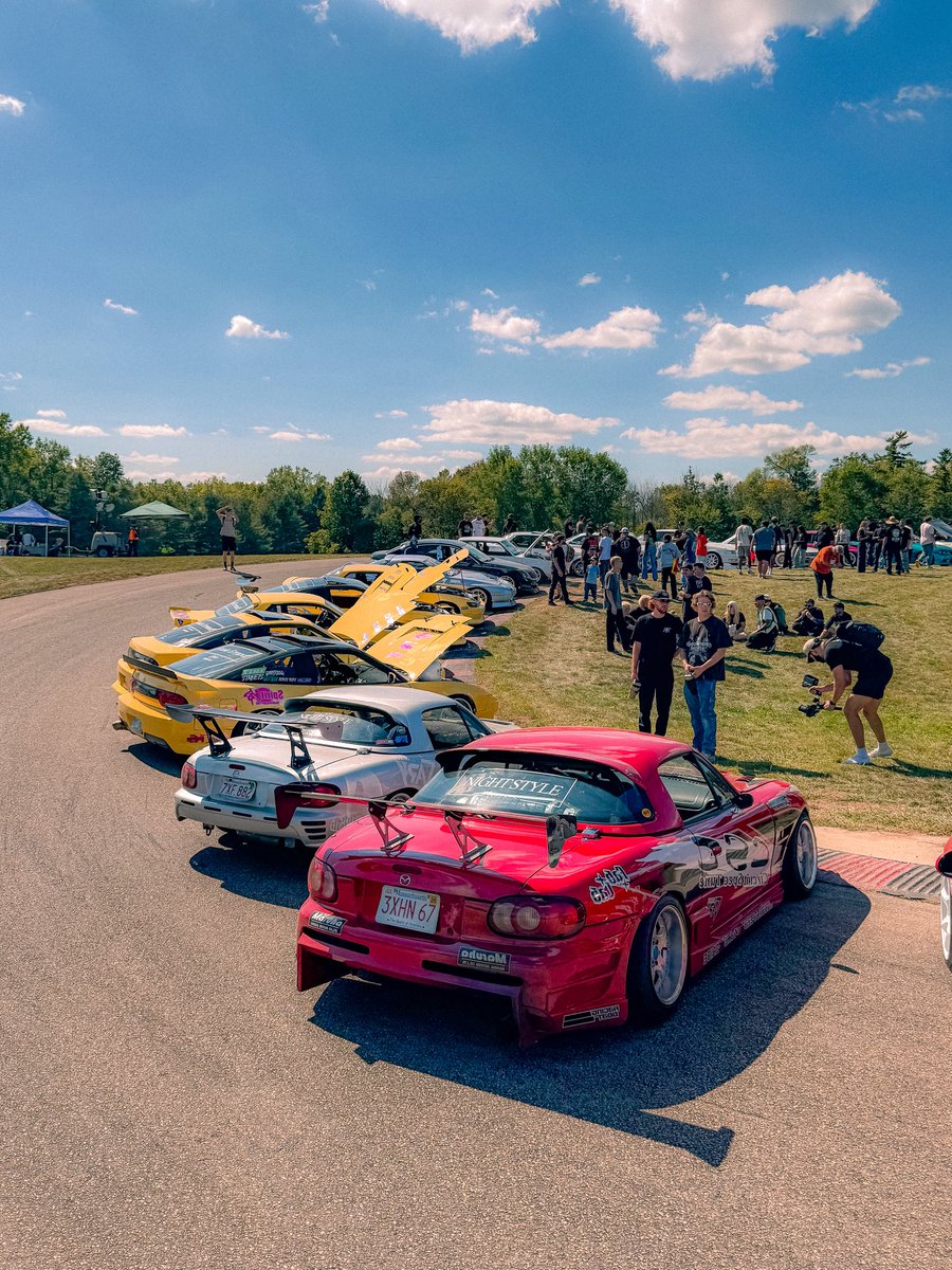 Kodak White tweet media