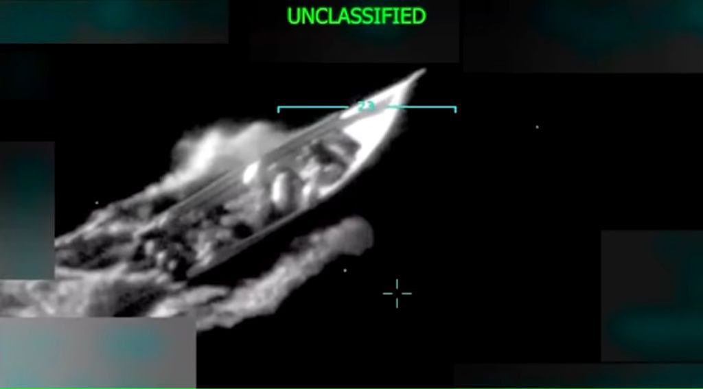 <a href="/DeZurdaTeam_/">DeZurdaTeam 📳</a> <a href="/0Toblerone82904/">Toblerone 2.0</a> <a href="/ManuPineda/">Manu Pineda🔻</a> <a href="/jaarreaza/">Jorge Arreaza M</a> <a href="/OrlenysOV/">✽ Orlenys Ortiz 🍁🍃</a> <a href="/orlandoQva/">💪Orlando Dias(EN TIEMPOS DE FAKE NEWS INFORMATE)</a> <a href="/PeoplesForumNYC/">The People's Forum</a> <a href="/CastroVerrier/">Roberto Verrier Castro</a> <a href="/Vicente73977721/">Vicente Leal 🇨🇺🇵🇸🇧🇷🇻🇪🇳🇮</a> <a href="/YaquedeCuba/">Yaquelin</a> <a href="/A1PedritoRojo83/">Pedrito 🔴</a> ¡Nos quieren vender guerra con efectos especiales!  
Maduro les tumbó el teatro: el video de Marco Rubio es falso.  
No más excusas, no más mentiras.  
#DeZurdaPor la paz 🇻🇪
#DeZurdaTeam