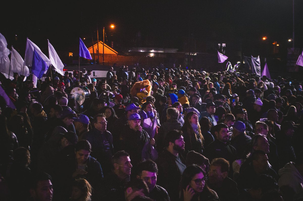 Moreno se tiñó de violeta con el Presidente Javier Milei y miles de vecinos que están cansados del desastre kirchnerista en la Provincia. 

Este 7 de septiembre es con La Libertad Avanza 🦅💜