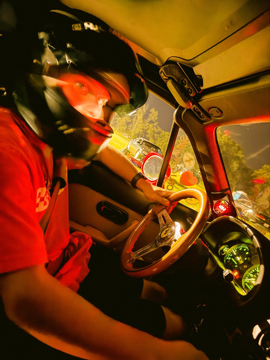 Kodak White tweet media