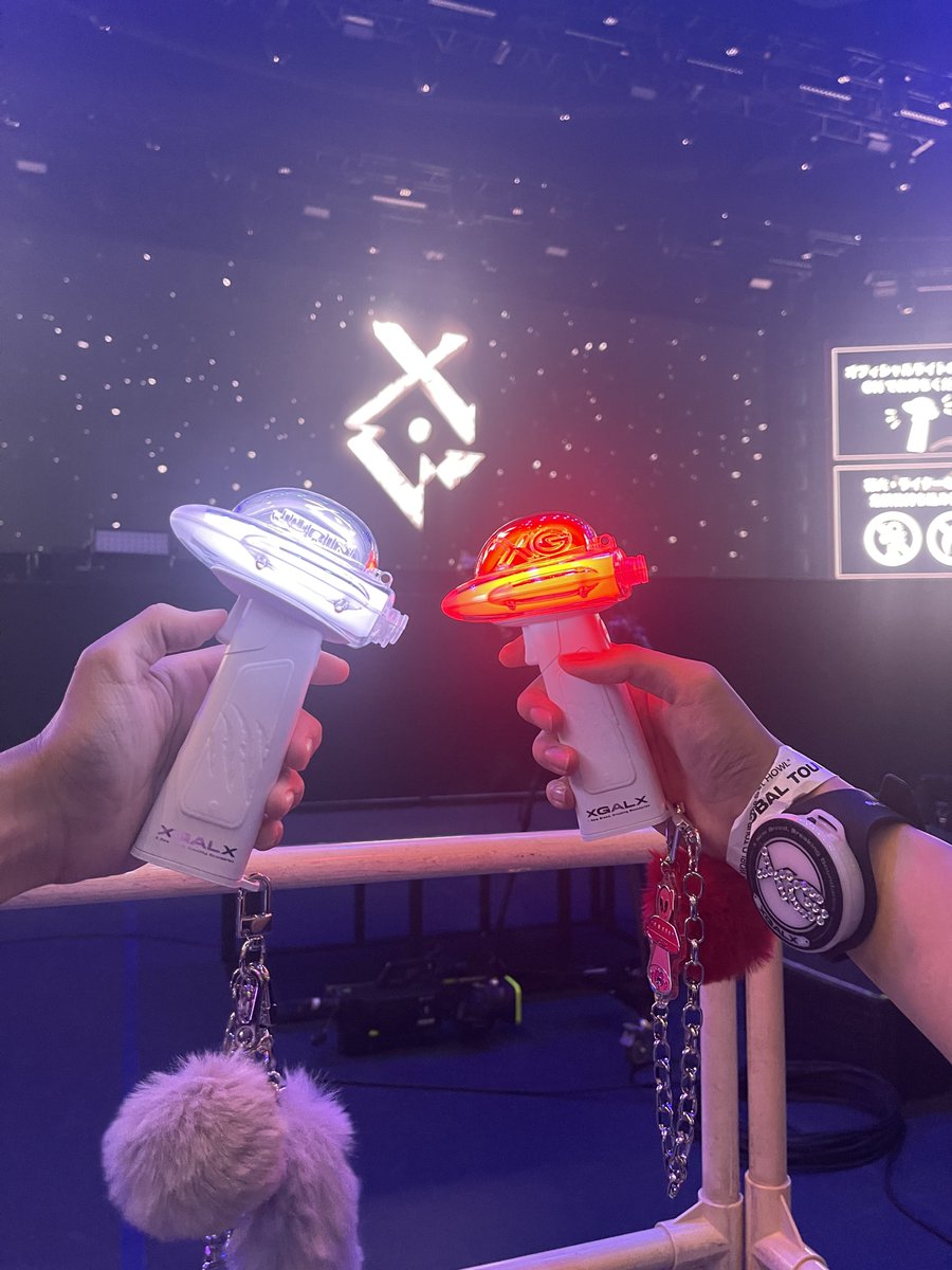 chitti_xg's tweet photo. We love you in a million ways, In a million places✨️ 5.18.2024-5.14.2025
#XG #ALPHAZ #XGALX
#XG_1stWORLDTOUR
#ThefirstHOWL
#XG_MILLIONPLACES https://t.co/WUu2Vf046u