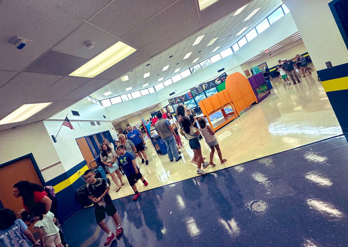 Thank you McKinley Families for joining us at Open House! We look forward to seeing our students tomorrow!