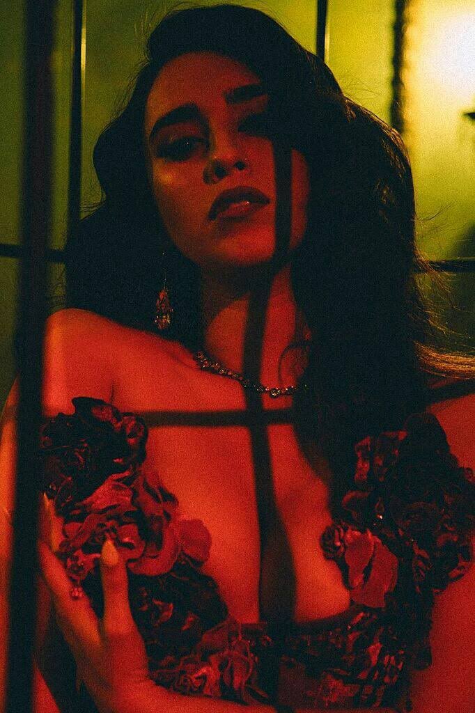 bella_frecati's tweet image. Queria aproveitar o engajamento do #FifthHarmony e lembrar desse ensaio da @LaurenJauregui ♥️ 
OBRIGADA LAUREN #fifthharmonyisback #harmonizer #laurenjauregui @FifthHarmony ♥️🙏🏻