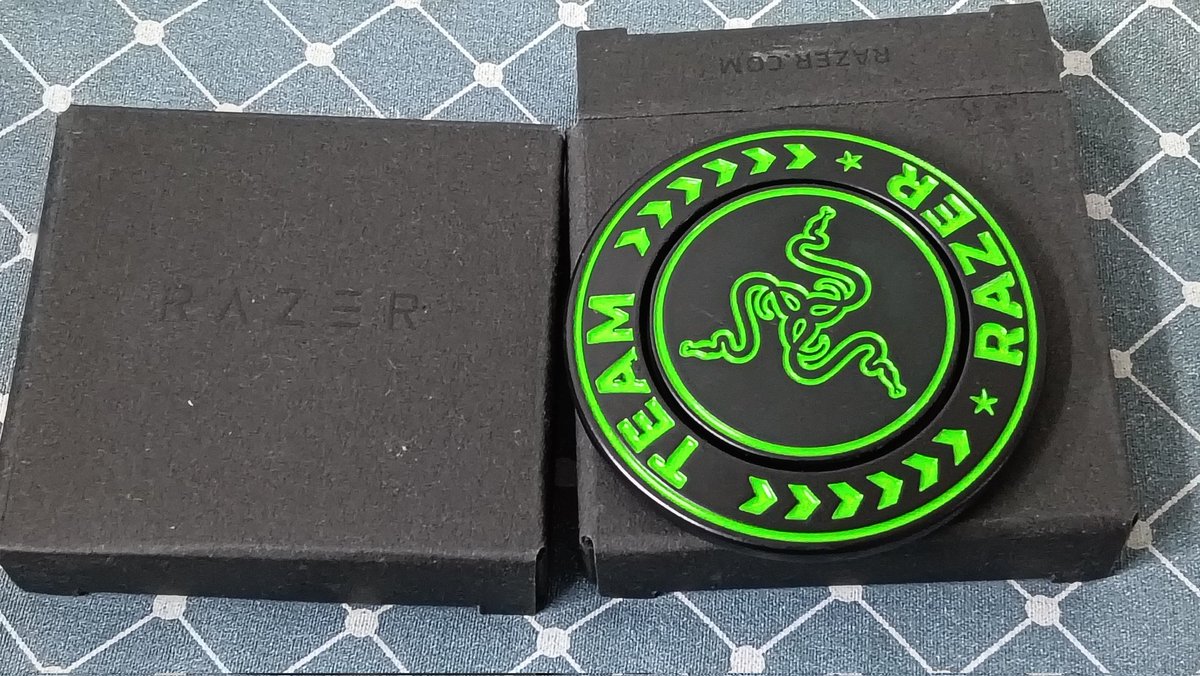 <a href="/ozhadou/">ozhadou</a> <a href="/RowdyHowdy5/">FA | Rowdy 'Bahp Bahp' Howdy</a> Prize reveal!
All participants for MVCI get sick MVC stickers from Capcom
As well as 2nd and 3rd get official Razer spinners.
See ya'll at Infinite!