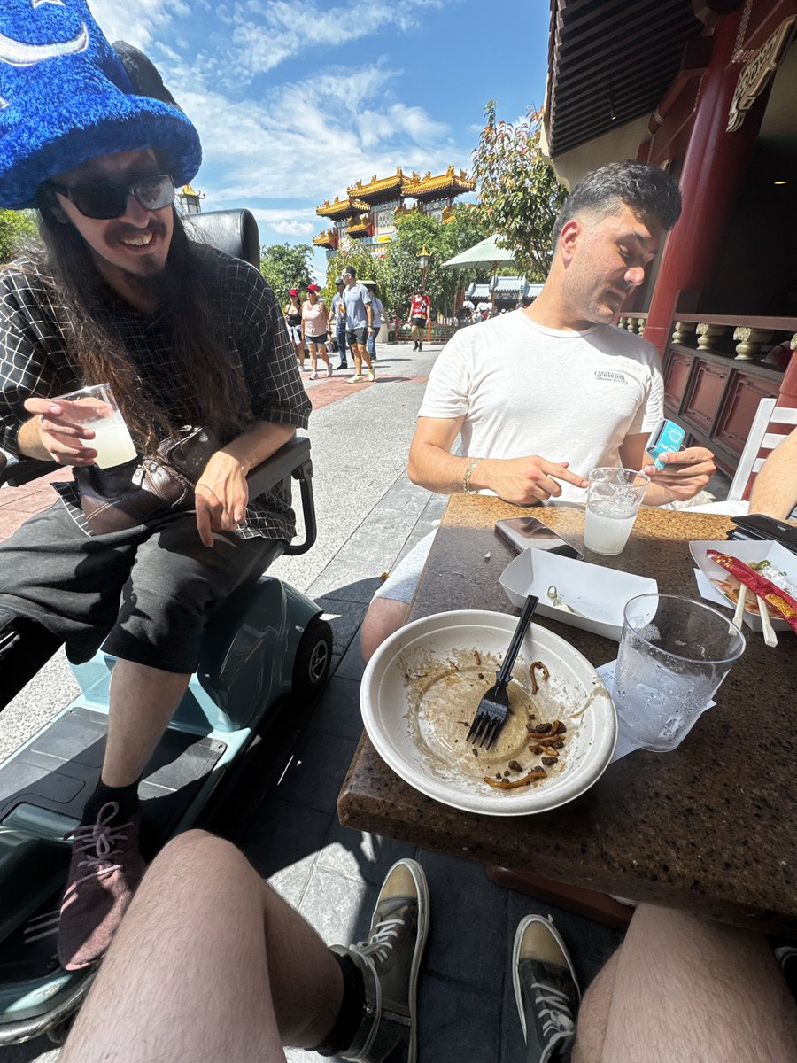 Stekuns | Muttboy 🔜 Megaplex tweet media