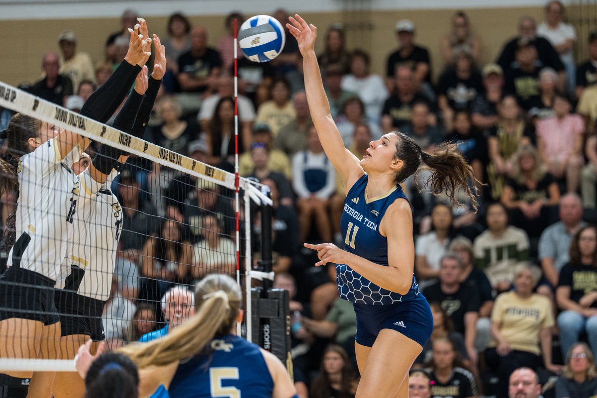 B1G momentum going into the next ranked match 🆙 

#StingEm × #PointTech