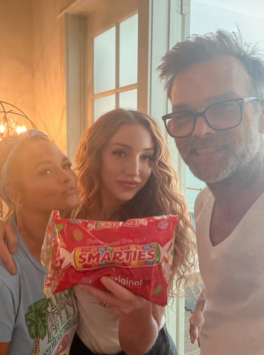 mlambertdirect's tweet image. the heart of me 🩵