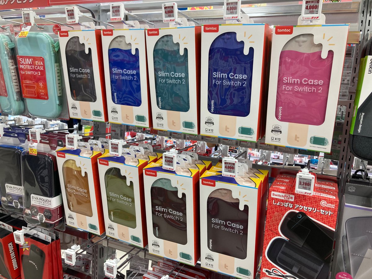 bic_chiba's tweet image. 🧡💛💚新商品🩷💙🩶

#tomtoc のNintendo Switch2専用ケースの取り扱い始めました🥳

どの色もかわいくて迷っちゃうねー(● ˃̶͈̀ロ˂̶͈́)੭ꠥ⁾⁾

6Fゲームコーナーにて販売中😉🎀

#スイッチ2 
#任天堂