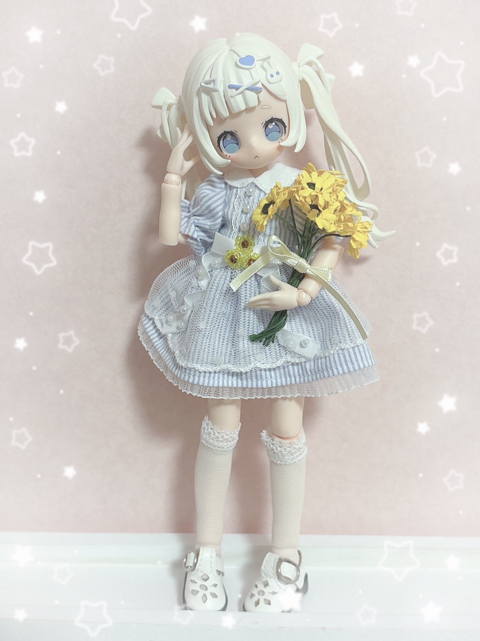 はる♡りか 今日はめちゃくちゃ寒いですね〜🥶 本日22:00〜メルカリでこの