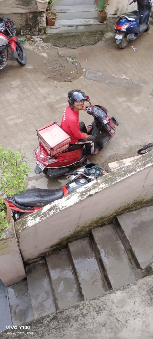 BantiKumar07877's tweet image. Good morning 🌅 
(Zomato delivery boy)
#zomato
#zomatodeliverypartner