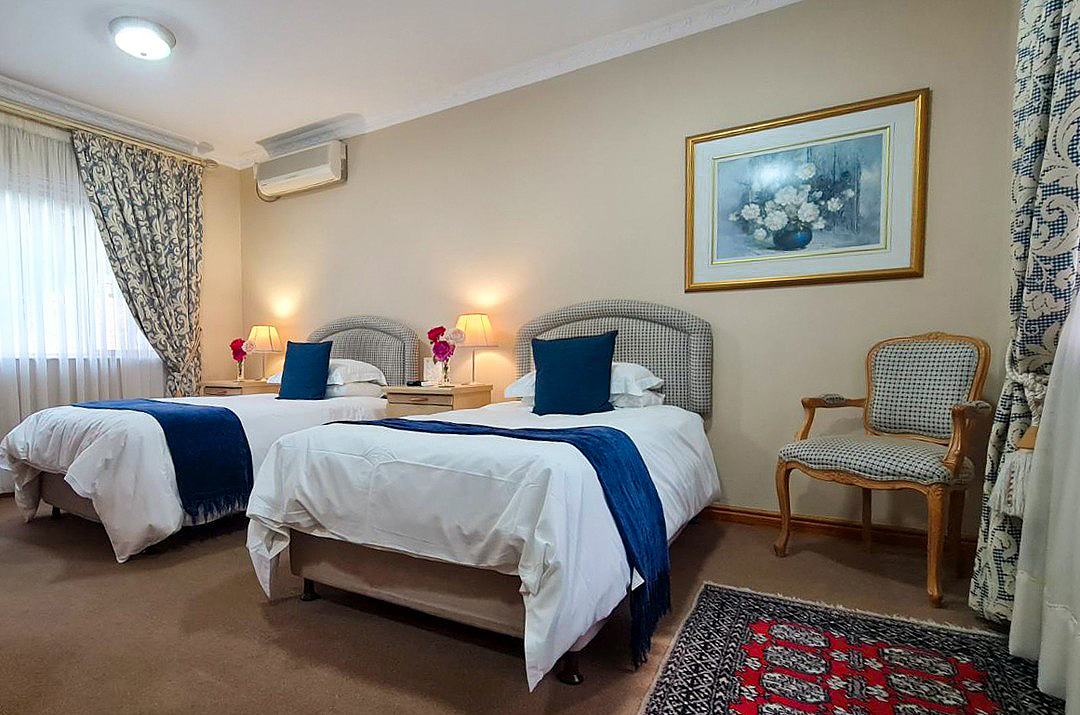 CPTnorth_'s tweet image. Looking for a peaceful stay in Bellville? Pension Marianna offers cosy rooms, lush gardens, and breakfast included.

📍: 27 Mariana Street, Bellville, Cape Town
+27 21 945 1513
info@pensionmarianna.co.za
actn.co.za/stays/pension-…

#PensionMarianna #BellvilleStay #BreakfastIncluded