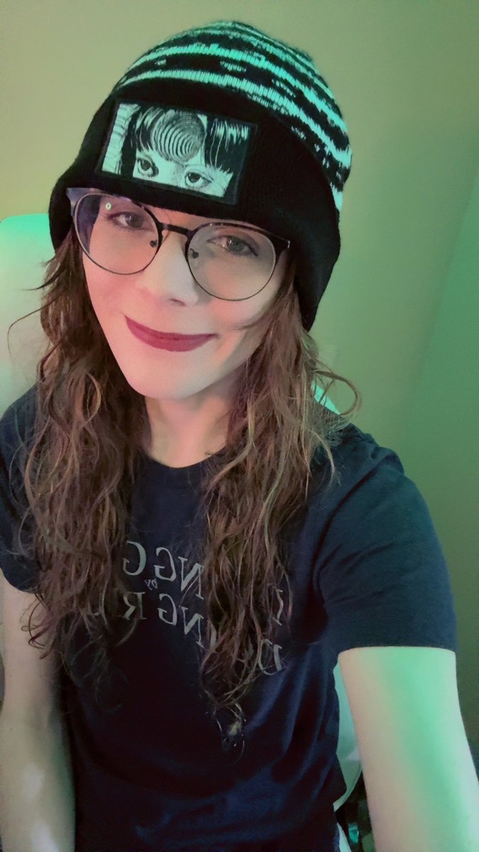 This is bullshit. I’m being told I look like a bottom, do I look like a bottom?