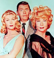 merlinpapin3's tweet photo. .@FredOL69007 Aujourd'hui l'acteur #DickYork aurait eu 97 ans (décédé en 1992) on a pu le voir dans
Ma Sorcière Bien aimée
Procès de Singe
Ceux de Cordura
Espions en Uniforme
CowBoys
Le Bal des Cinglés
------------- https://t.co/hUM2zzFSA2