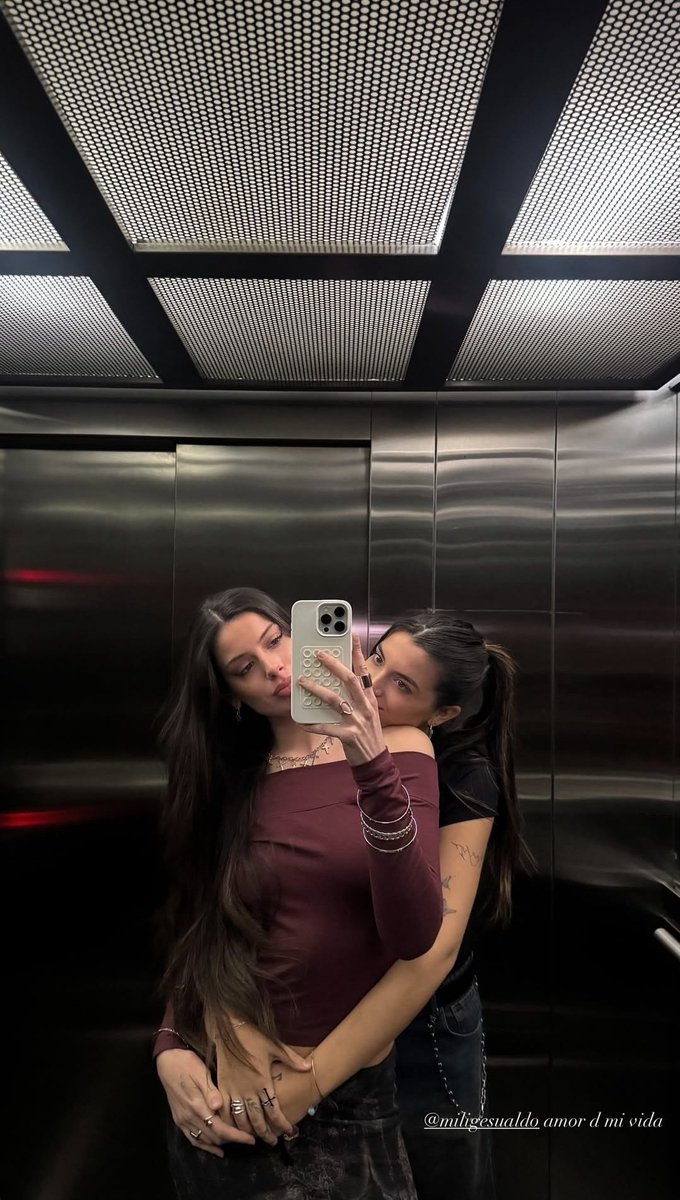 son literalmente las novias mas lindas ✨️ las amo