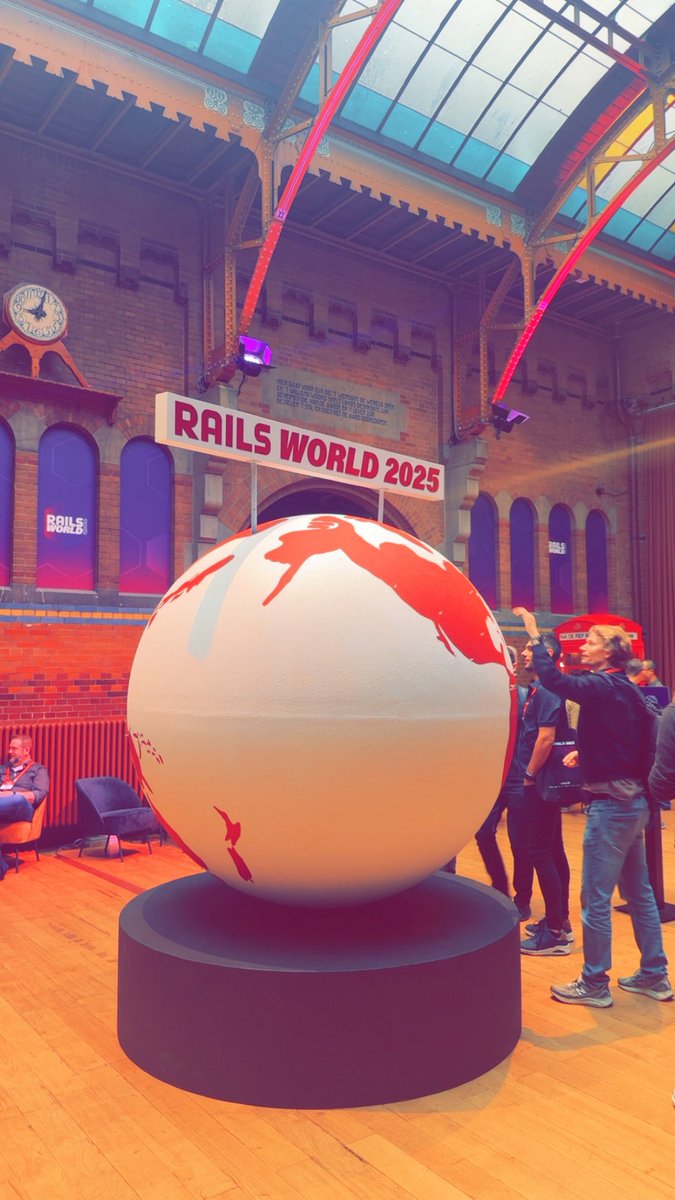 manoj_g33k's tweet image. Finally here! #Railsworld