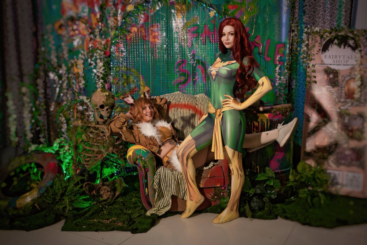 Костюмированный Интроверт tweet media