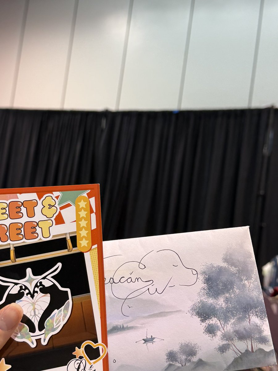 redmapleboi's tweet photo. The photos finally came!! Even though you were “well aware” of who I was, I’m glad that we got to meet our true selves ^^
And yes, I straight up plopped to the ground as soon as I left I was that ecstatic to see your outfits xD
#ANIMEImpulseOC2025 #PupalsAIOC #FeileacanCu https://t.co/4ZwSk17yIK