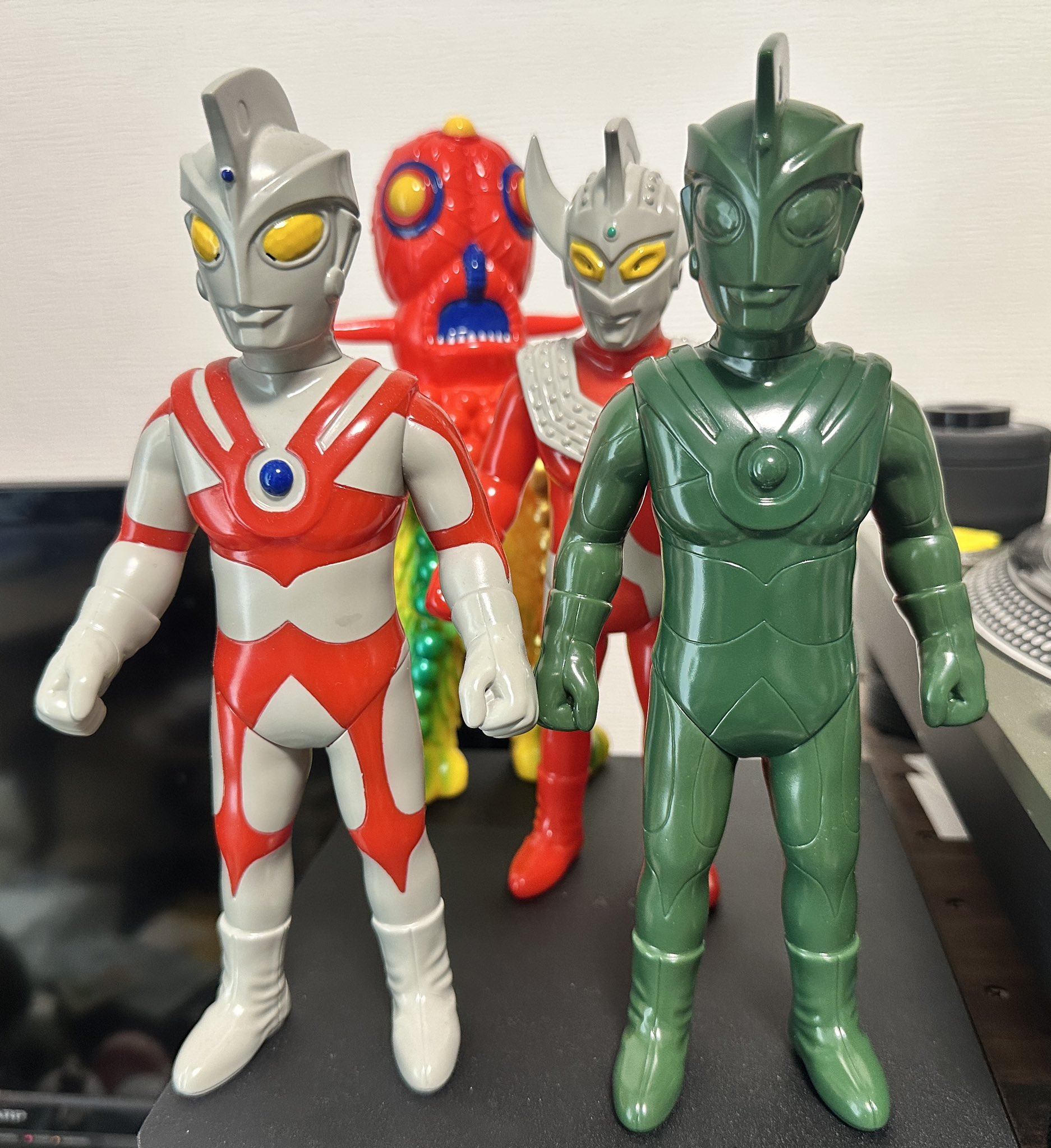 Y-MSF ウルトラマンA ブロンズ像風ソフビ さくらトイズ ルパンカイト on X: 