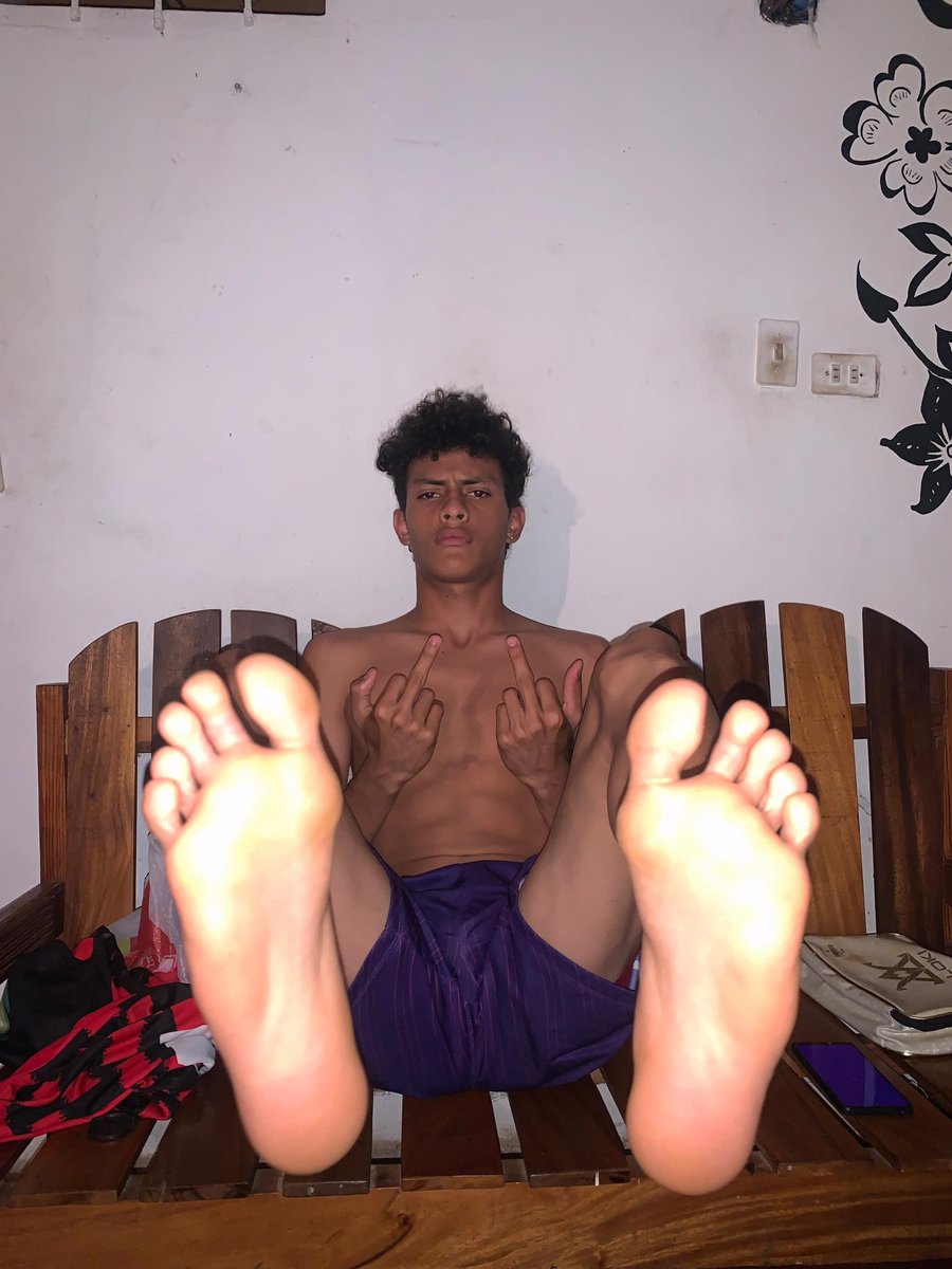 Master_Seiya_1's tweet photo. Good night slaves😈🔥💦 #feetworshi̇p #worship #feet #foot #soles #humanATM #cashmaster #cashslave #solesfetish #macro #macrophilia #ATMhuman #slave #serveme @FindomPromoHQ @RT_4Promo @rt_feet @rt_find @RTSubLeoZ @PromoRTpig @RT_BOYFEET_FR @PromoRTNick @promocion_pies https://t.co/kd8mgjBSDu