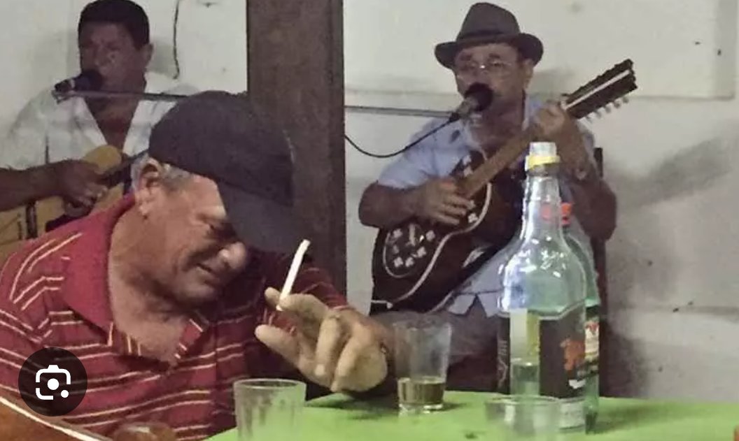 Todos os alienígenas tem tatuagem no corpo igual o Sukuna....