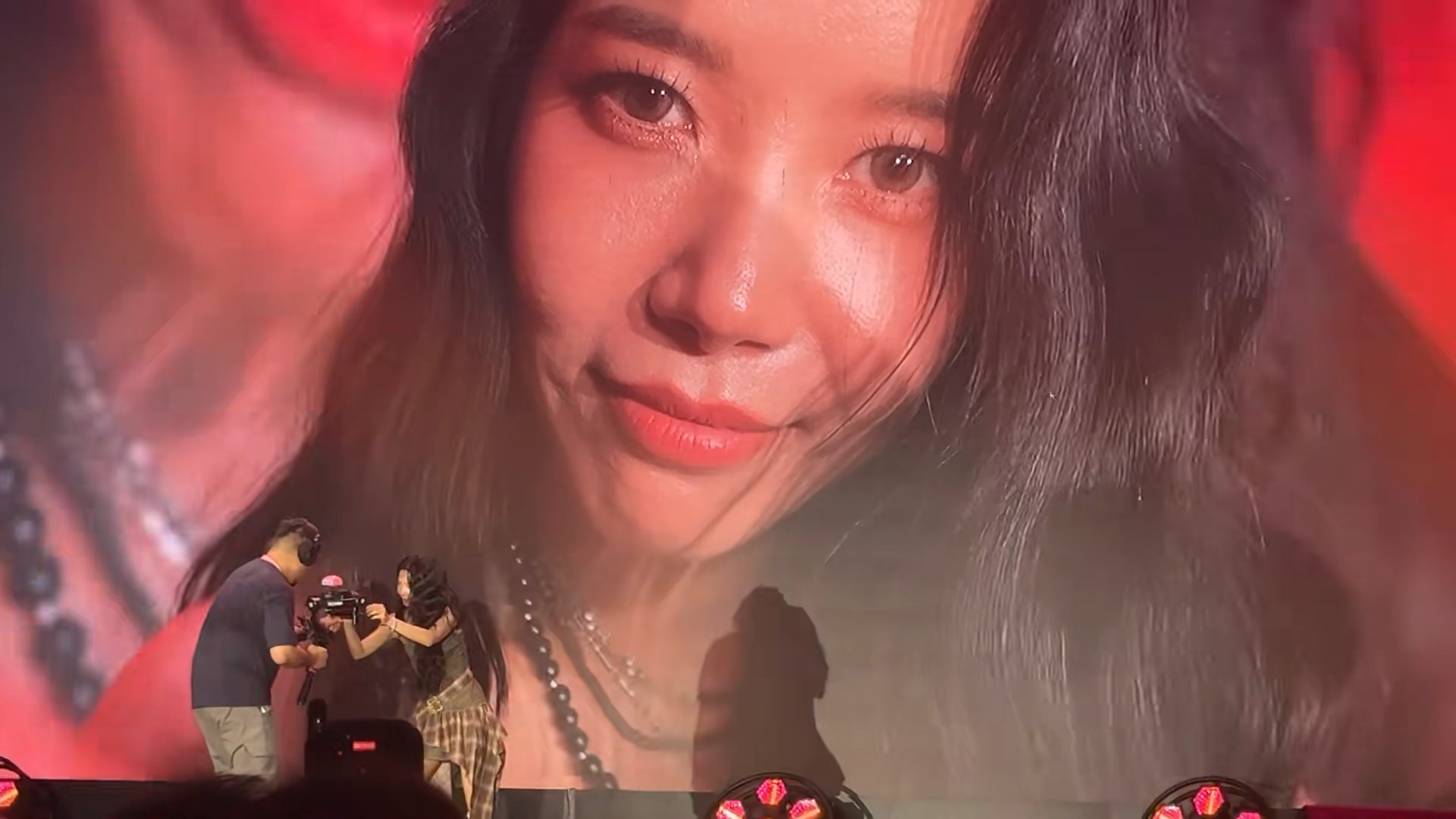 MAMAMOO SOLAR ソラ FACE MAMAMOO SOLAR - Solar 1st Mini Album [容 : FACE] BEHIND : r/kpop