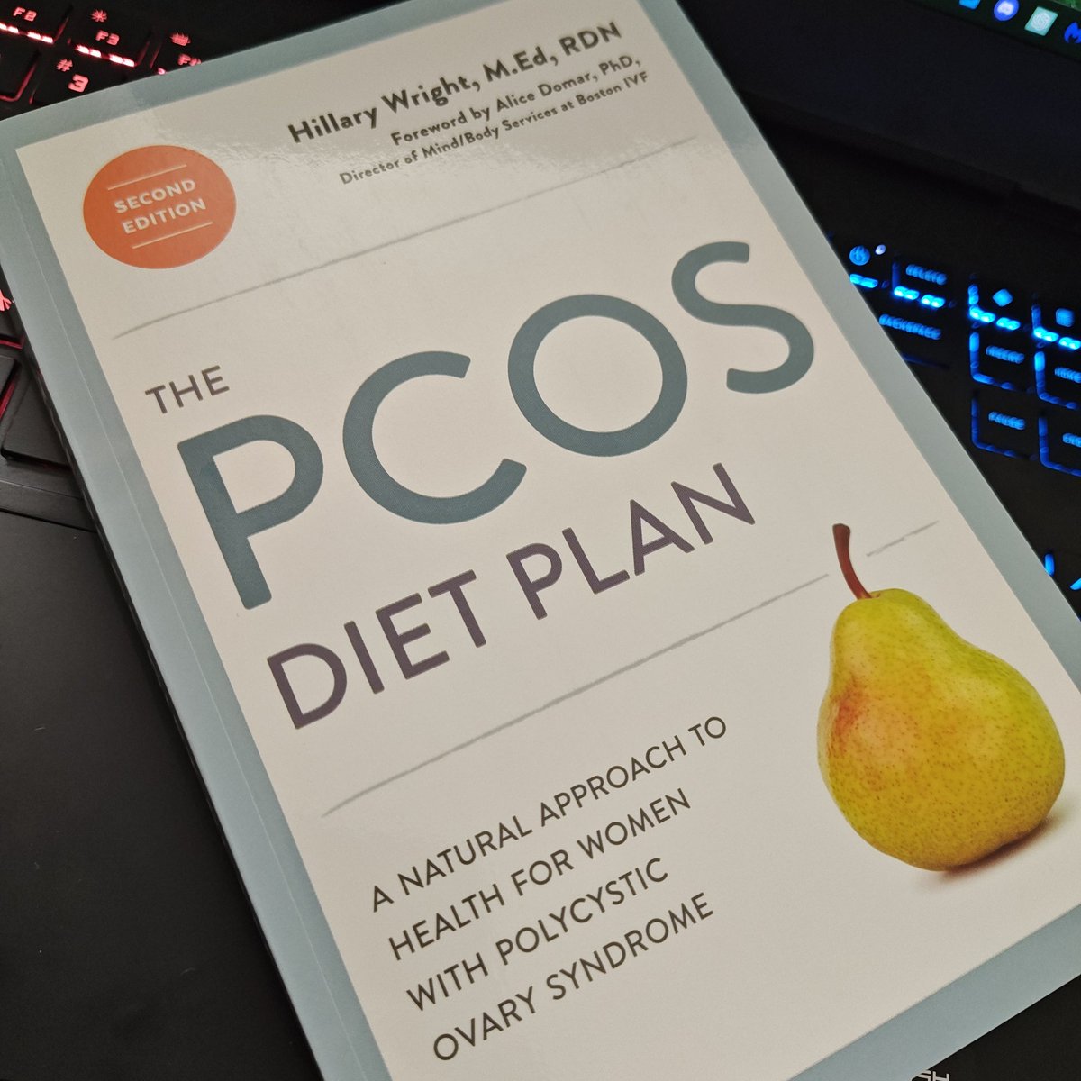 No3mii__28's tweet image. September is PCOS (Polycystic Ovary Syndrome) Awareness Month 💜✨ I just started reading The PCOS Diet Plan and I’m curious—has anyone else read it? Would love to hear your thoughts, tips, or takeaways! Let’s share and support each other 💕

#PCOSSupport #PCOSCommunity #PCOS