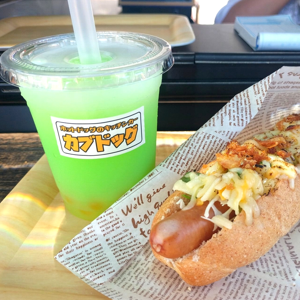カブドッグです、8/6(土)は松山のアイテムえひめで『リトルママフェスタ in 松山』に出店させていただきます。

場所 : アイテムえひめ
時間 : 10:00～16:00
※ 参加予約必要

今回は子育て世代向けのイベントですのでホットドッグに加えて新作のフルーツドッグも用意しますよ☺️

#リトルママフェスタ