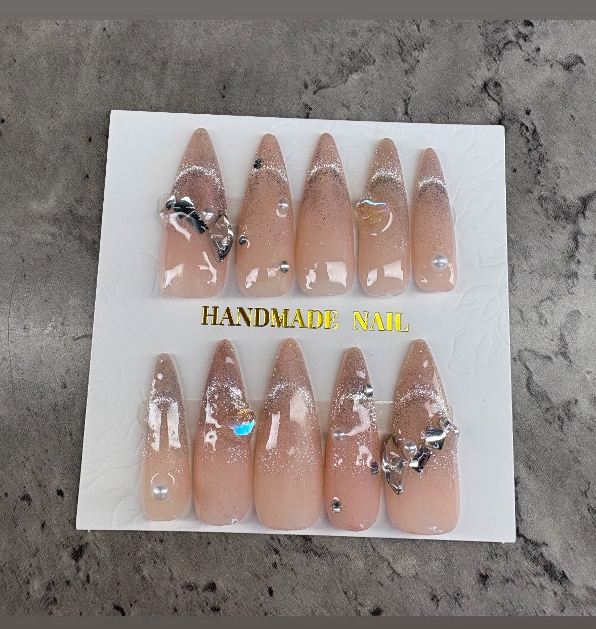 ネイルチップオーダー　なお様 pompomnail オーダーありがとうございました 年明け1月10日頃