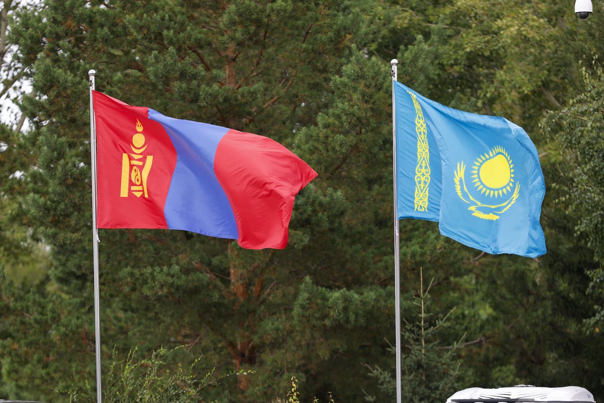 🇰🇿🇲🇳 Бүгд Найрамдах Казахстан Улс дахь албан айлчлал эхэлж байна. 

🤝 Төв Азийн бүс нутаг дахь анхны Стратегийн түнш орон болох Казахстан улстай улс төр, худалдаа, эдийн засаг, шинжлэх ухаан, нийгэм, соёл болон бусад салбарын харилцааг бэхжүүлэхэд хууль тогтоох байгууллагуудын