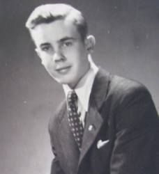 Roger Abeels. Ganshoren. Student. Vrijgezel. Verzetsgroep Patriottische Milities en Geheim Leger. Sluikpers. Inlichtingen. Roger sterft tijdens de gevechten aan de bevrijding op 3 september 1944. 20 jaar. #heldenvanhetverzet