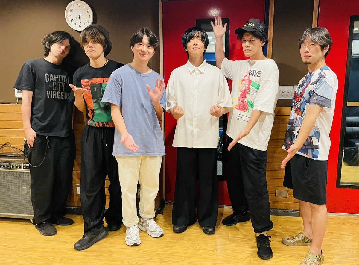 【 [Expand Session]】
先日は9/13(土)出演の「New Acoustic Camp 2025」のリハーサルでした！

この日は9mm Parabellum Bullet [Expand Session] として、素敵なゲストミュージシャンをお迎えして、特別編成での出演となります！

ゲストミュージシャン
内澤崇仁(androp)
佐藤拓也(androp)
爲川裕也