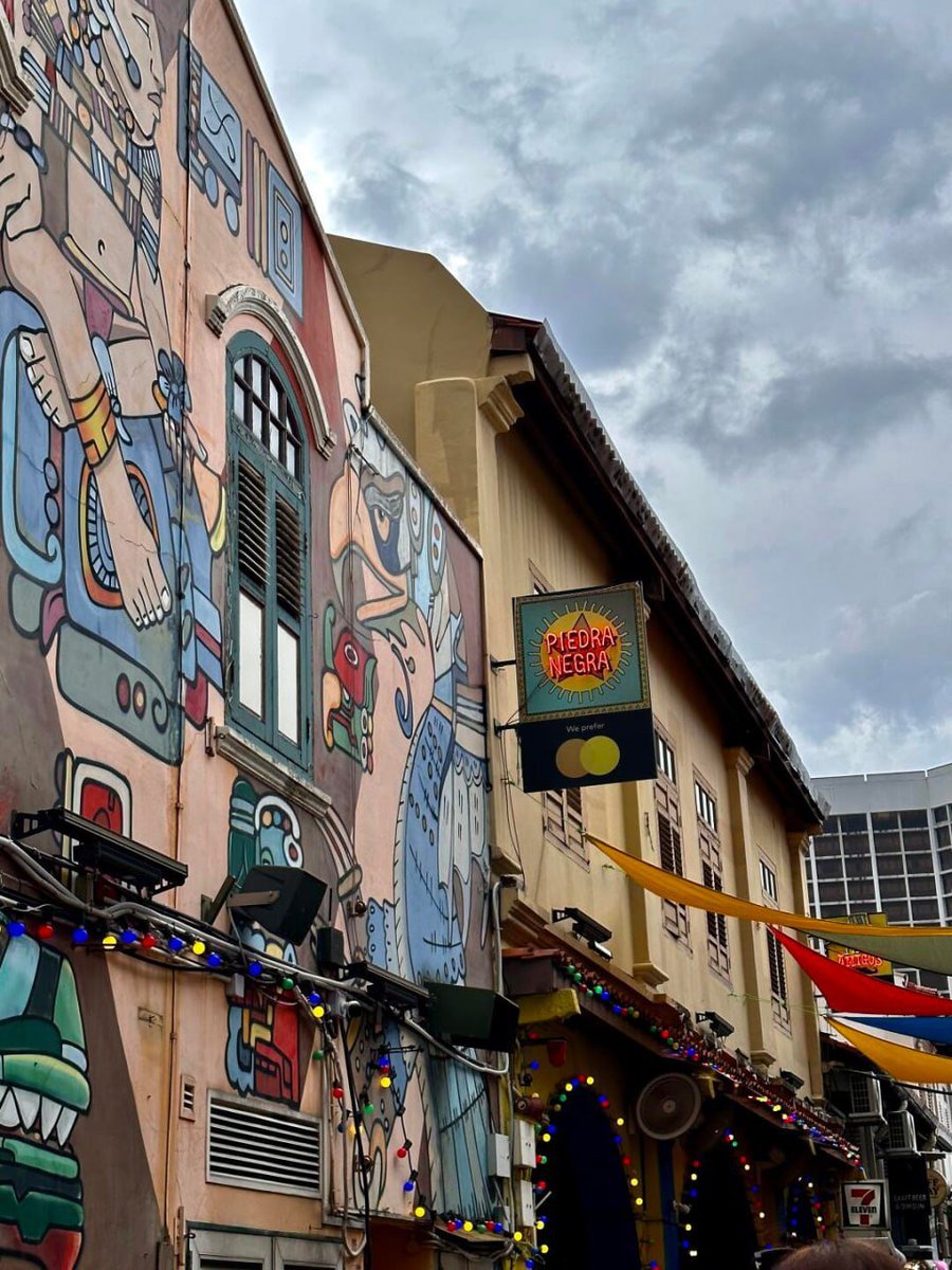 ibakvjs's tweet image. このような道を歩いても本当にレトロな感じがします。本当に素晴らしかったです。✨🥰