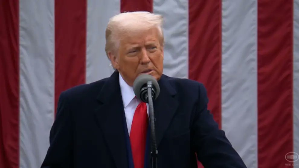 📌 Trump planea forzar la evacuación de Israel ofreciendo 5.000 dólares a cada israelí y pagándole el alquiler de un piso en el estado de Wyoming: "Wyomin esta casi deshabitado y así nos aseguramos que esos animales no le hacen daño a nadie"