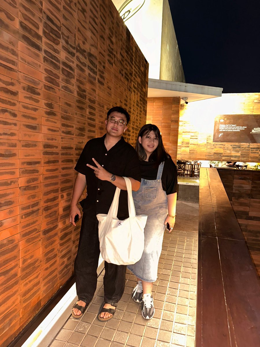 opiberatah's tweet photo. Pasutri https://t.co/rGz6ug66KZ
