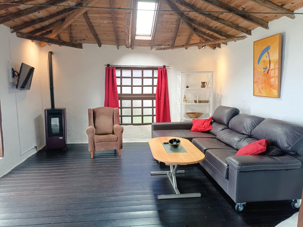 🚨 Last-Minute Teneriffa! 🚨
Casa Madera II ist wegen Stornierung frei geworden!

📅 3.–15. September
💶 50 €/Tag + Endreinigung

Gemütliches Haus, Aktivität &amp; Entdeckungen 🌴☀️ – ideal für deinen spontanen Urlaub!

👉 anfragen &amp; sichern! 
casamaderalavega.de