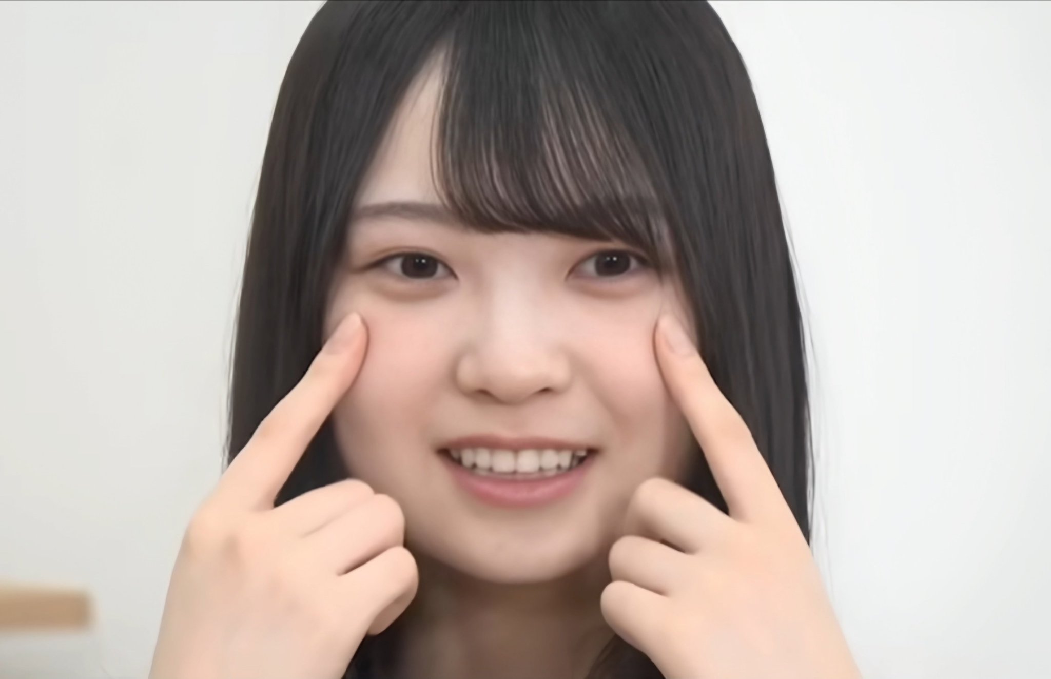日向坂46 佐藤優羽 直筆サイン Tシャツ Goe5QMlWwAElmAR.jpg:large