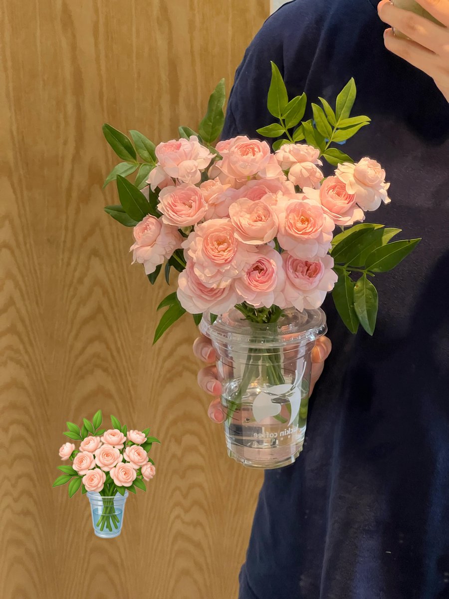 UnaHai_H's tweet image. When your flowers are happier than your Tuesday mood. 😂
Transformed this Aussie-inspired bouquet into stickers to spam your group chats with joy! 💥💐

Download link in bio 👆#StickerSpam #MondayMood #AussieHumor #DigitalFlowers #FreeStickers #GroupChatFun #TGIF