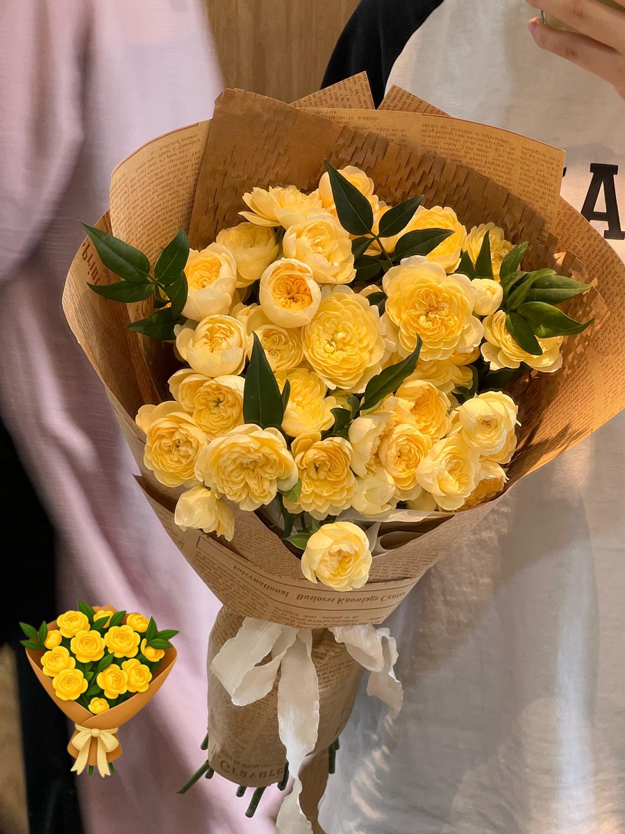 UnaHai_H's tweet image. When your flowers are happier than your Tuesday mood. 😂
Transformed this Aussie-inspired bouquet into stickers to spam your group chats with joy! 💥💐

Download link in bio 👆#StickerSpam #MondayMood #AussieHumor #DigitalFlowers #FreeStickers #GroupChatFun #TGIF