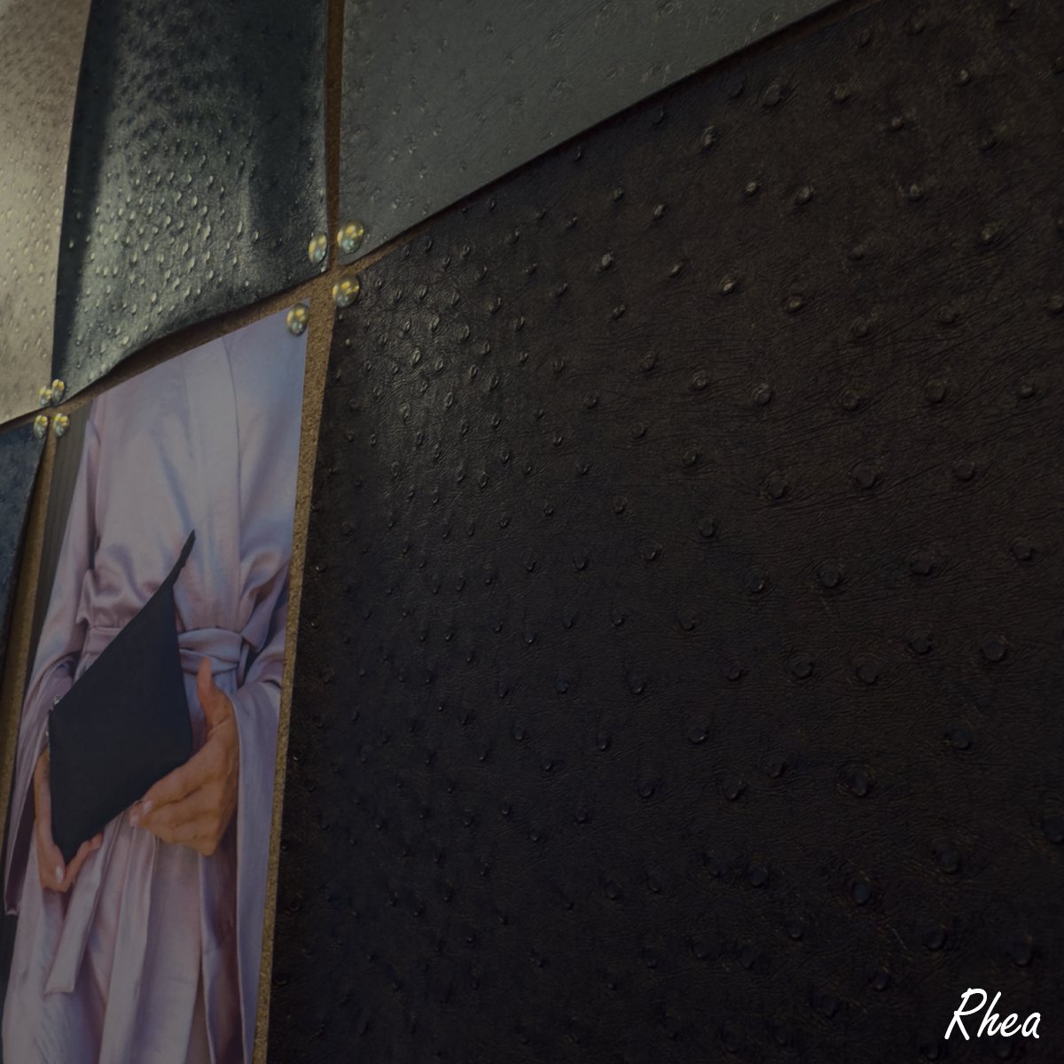 ✨ When Walls Wear Fashion ✨

Style isn’t limited to what you wear, it lives on your walls. Zambezi, Boa &amp; Rhea bring runway glamour to interiors. Your walls can be the statement.
👉 ow.ly/pR6250WPmW1

#WallFashion #InteriorDesign