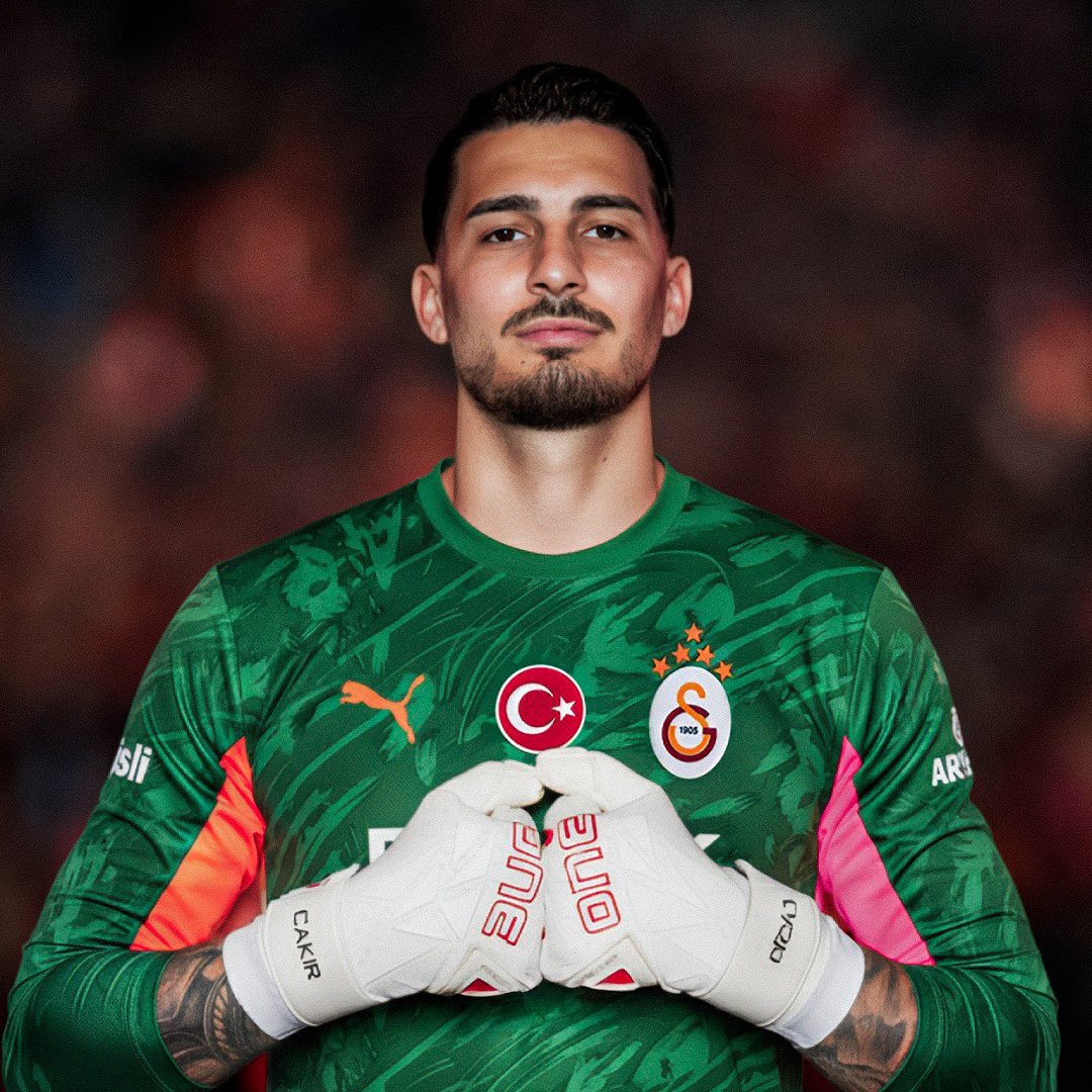 💸 32 yaşındaki Ederson'un Fenerbahçe'ye 4 sezonluk maliyeti 59 Milyon €

Uğurcan Çakır'ın Galatasaray'a 5 sezonluk maliyeti
38 Milyon €

(KAP)