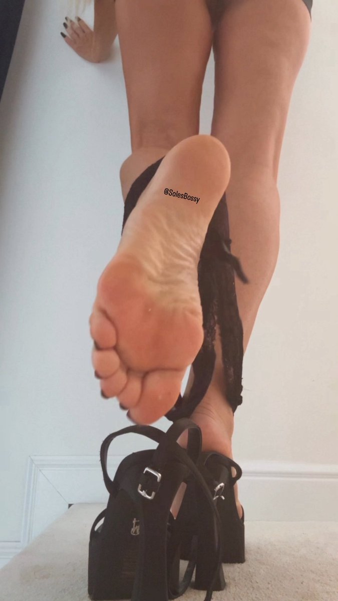 Wąchasz……
Całujesz…..
Kłaniasz się nisko ….
Ta stopa to twój ołtarz. 
Twoja obsesja. 
Twój sens istnienia.
Podziękuj… Za ten widok
Nie zezwalam patrzeć za free ….

<a href="/rt_feet/">Feet RT PROMO 💯K</a>
  <a href="/dommes_rt/">dommesRt</a> <a href="/PolishFootSlave/">Polish Promo Slave🇵🇱</a>  <a href="/dev_oted/">❤️‍🔥FinDom FemDom is life | RT | QT | Promo | 💫</a> <a href="/prodommesPoland/">PRODOMMES Polska 🇵🇱 promocja 💥</a> <a href="/PL_FINDOM/">🇵🇱 Best PL Findom PROMO I ❤️ Findom BDSM Femdom</a> <a href="/fetishperfecti2/">fetishperfection</a>