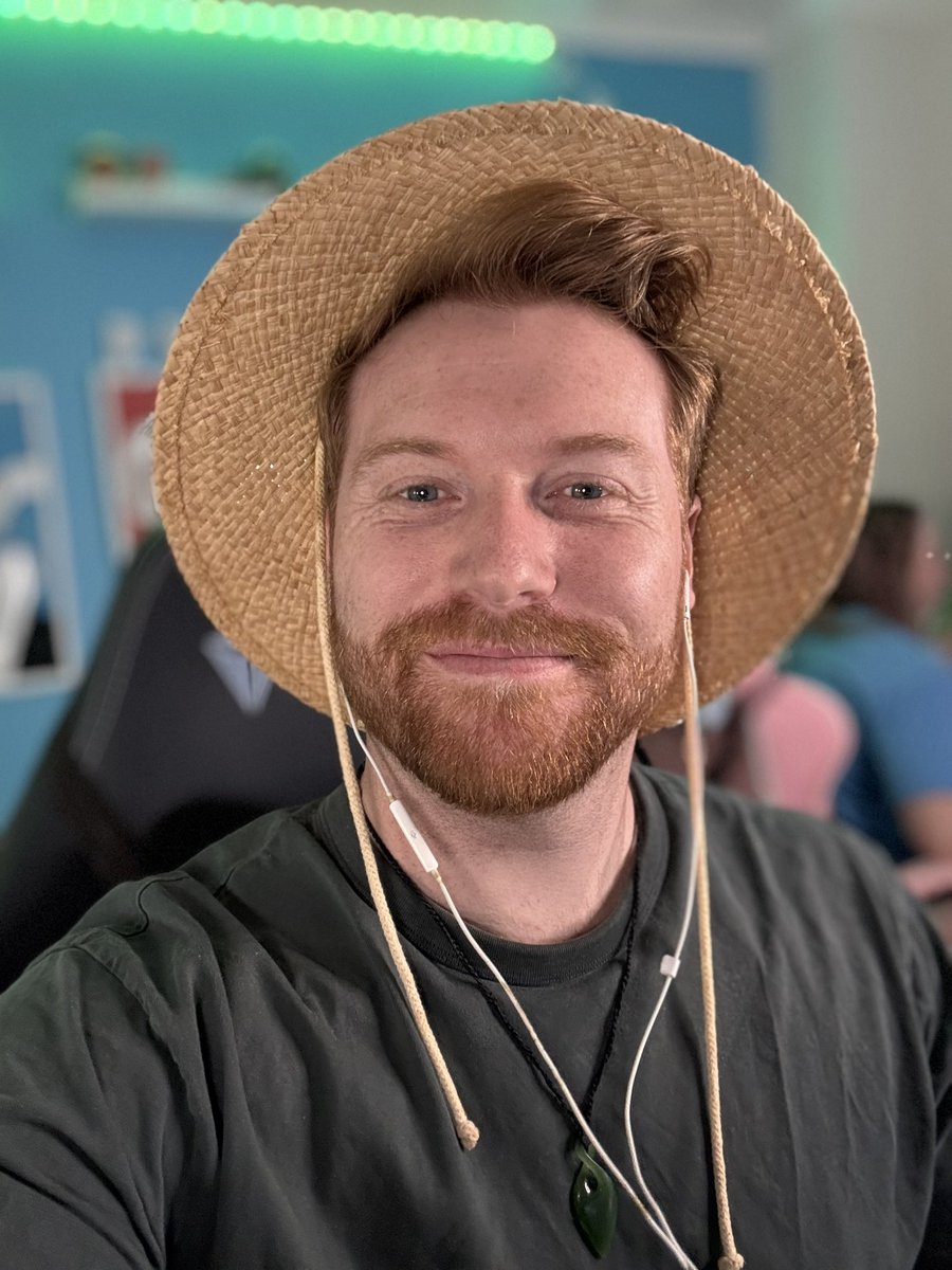 Love and live

Lurkers loved more 

Twitch.tv/pikeonair