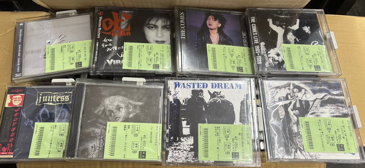 新着中古情報① 日本人アーティストだけで約80点の 中古CDを